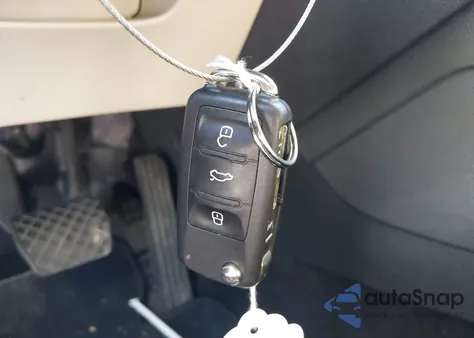 2017 Volkswagen Jetta 1.4T Se из США, поврежденный, VIN 3VWDB7AJ9HM362118